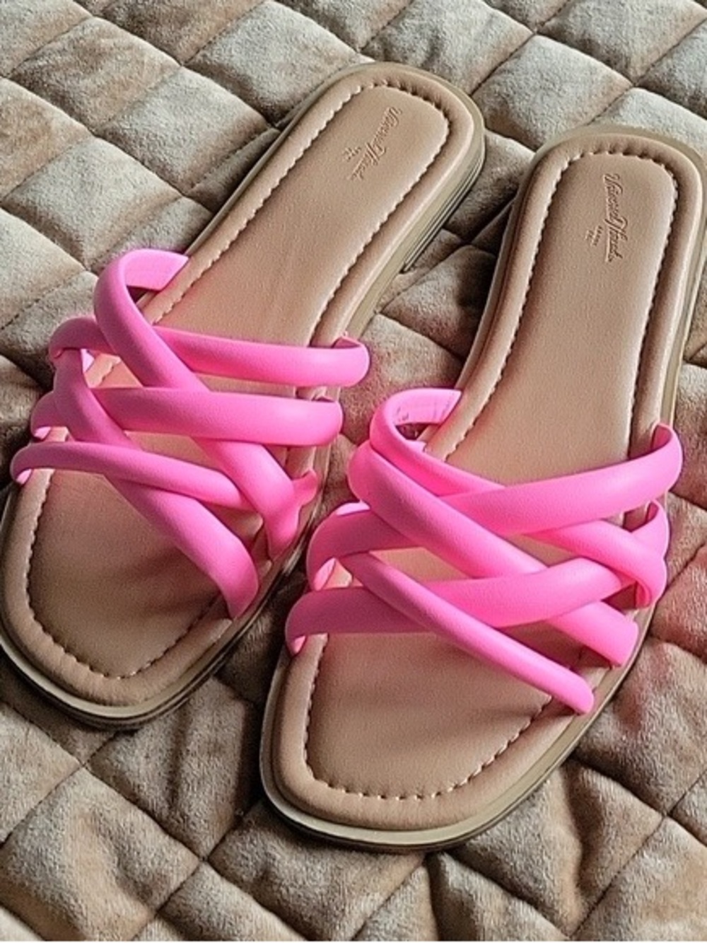 Universal Thread Pink Strappy Slide Sandals